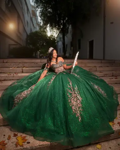 ESMERALDA MEDIO